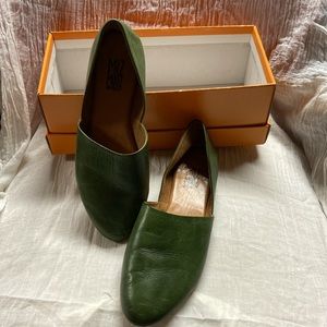 Size 40 green Miz Mooz flats